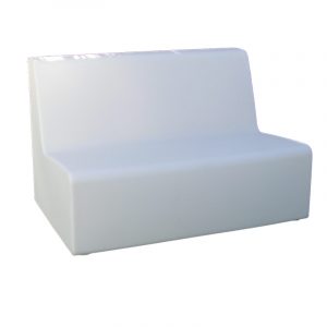 Sofa de 2 plazas 120 cm largo fabricado en polietileno mediante la tecnica de rotomoldeo